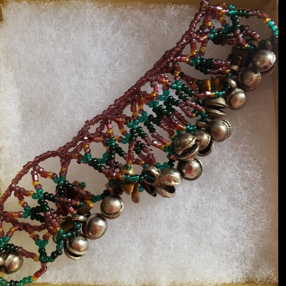 Handcrafted 8" Seed Beaded Bracelet - Picture 3 of 6